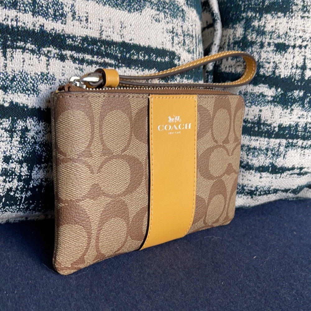 COACH Signature PVC Leather Corner Zip Wristlet - Picture 2 of 16